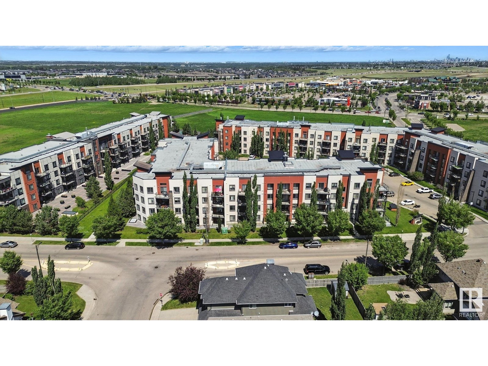 Photo 16 of 138 308 Ambleside Link Li Sw, Edmonton AB