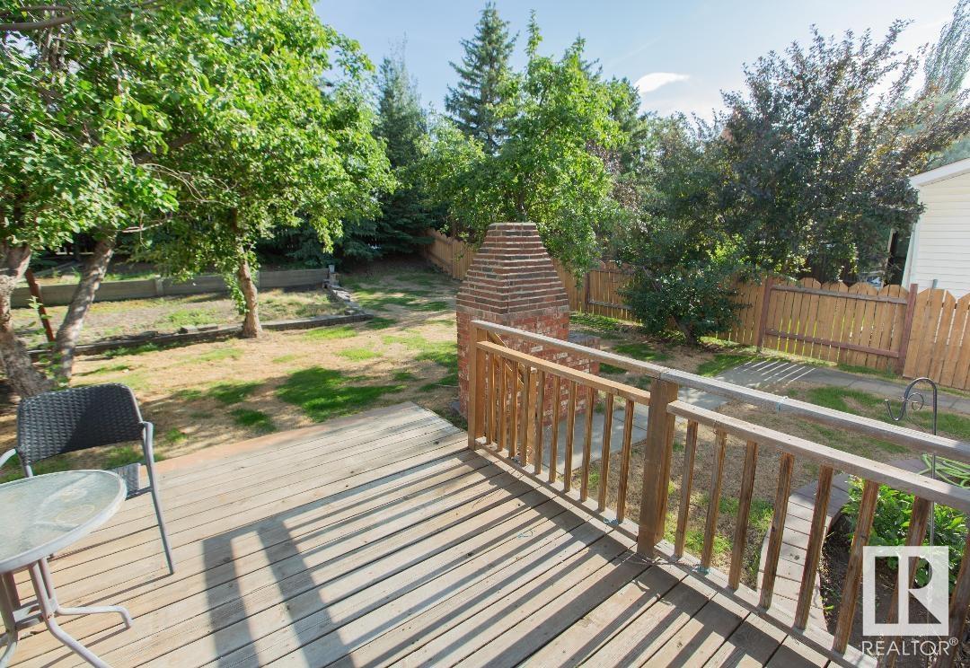 Photo 42 of 9915 154 Av Nw, Edmonton AB