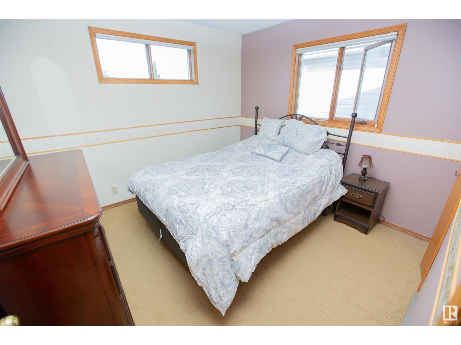 Photo 29 of 9915 154 Av Nw, Edmonton AB
