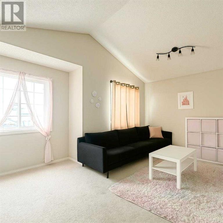Photo 15 of 143 Cimarron Grove Circle, Okotoks AB