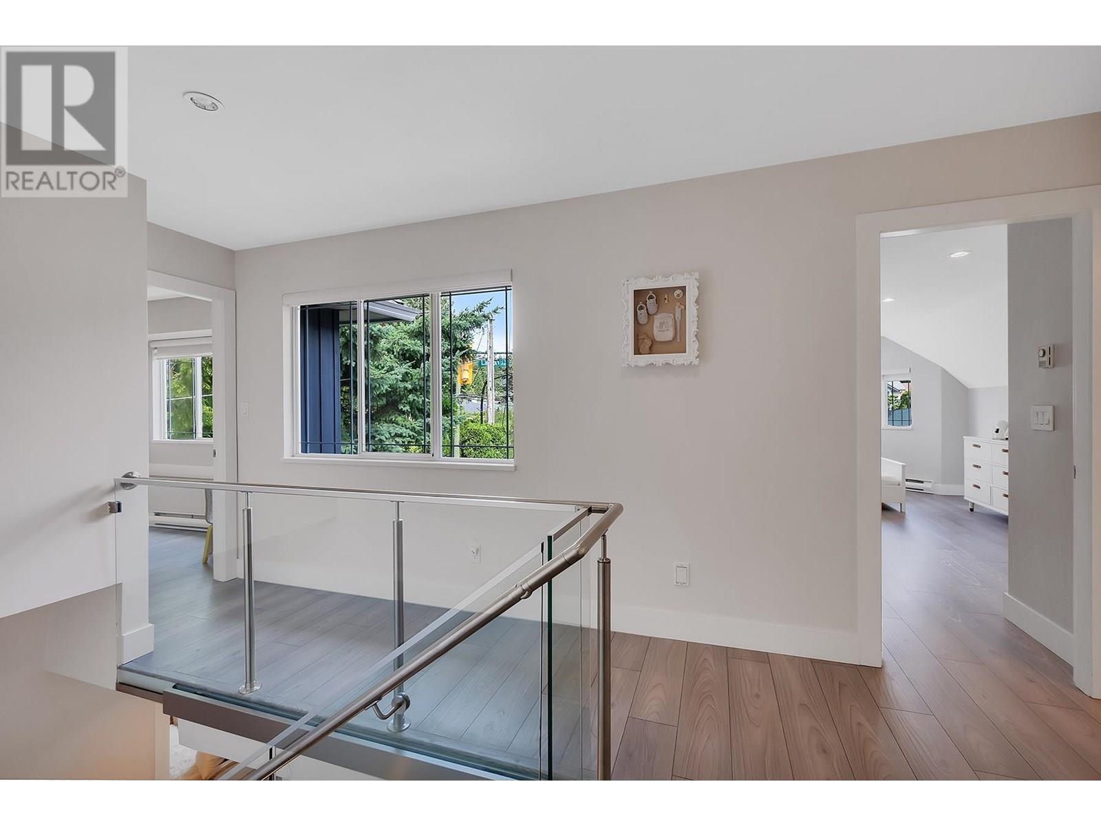 633 FIR STREET, North Vancouver
