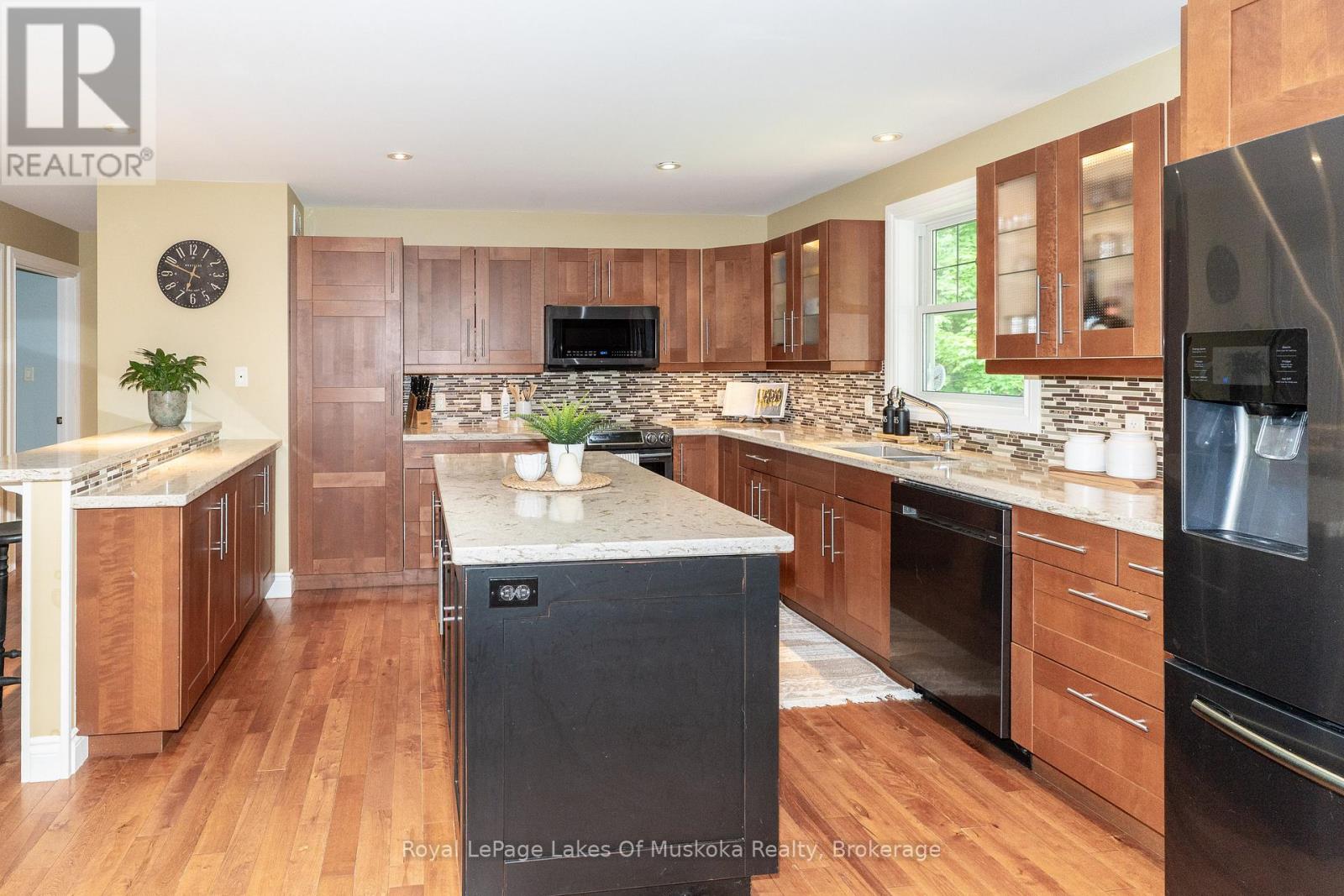 Photo 31 of 1334 Beatrice Townline Road, Muskoka Lakes ON