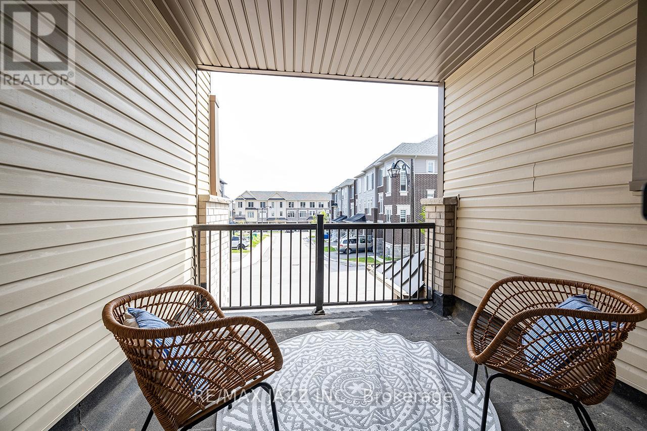 Photo 16 of 74 Ambereen Place, Clarington ON