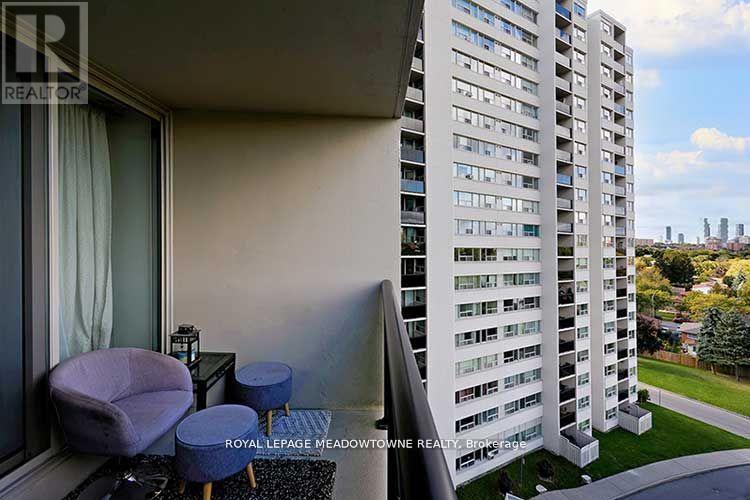 Photo 26 of 903 530 Lolita Gardens, Mississauga ON