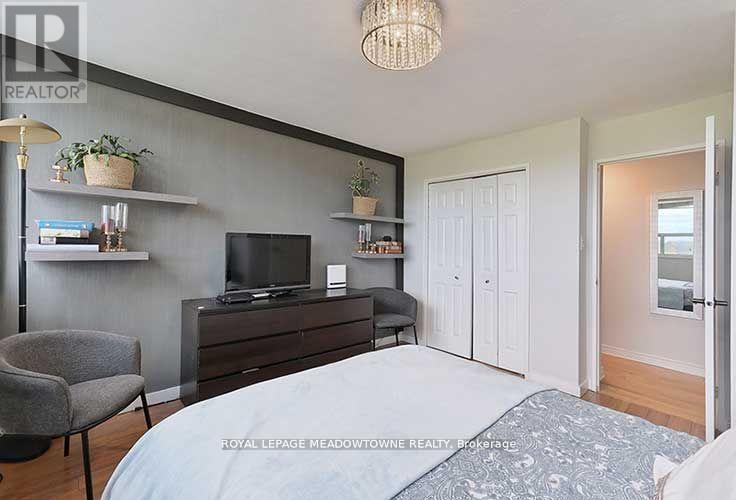 Photo 20 of 903 530 Lolita Gardens, Mississauga ON