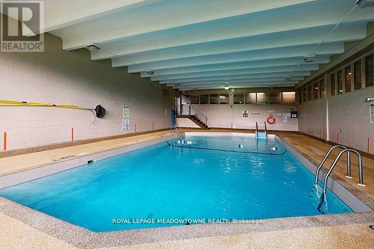 Photo 9 of 903 530 Lolita Gardens, Mississauga ON