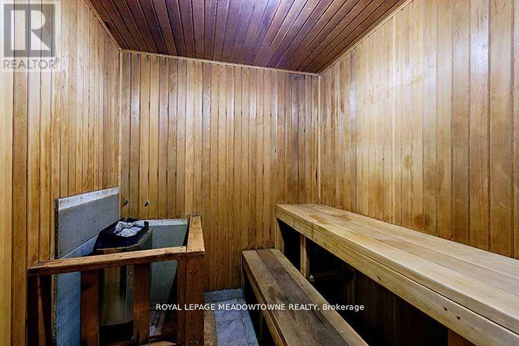 Photo 35 of 903 530 Lolita Gardens, Mississauga ON