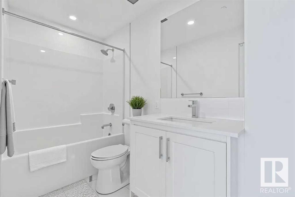 Single Family House for Sale in   BROADCAST AV SW Calgary 