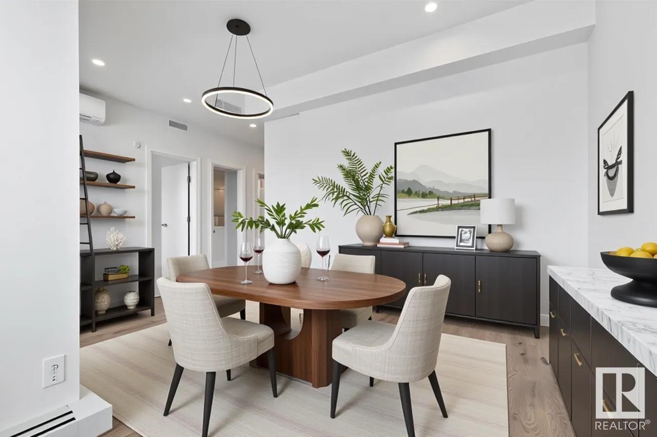 Single Family House for Sale in   BROADCAST AV SW Calgary 