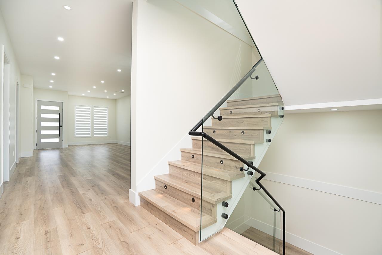 Photo 18 of 21010 72 Avenue, Langley BC