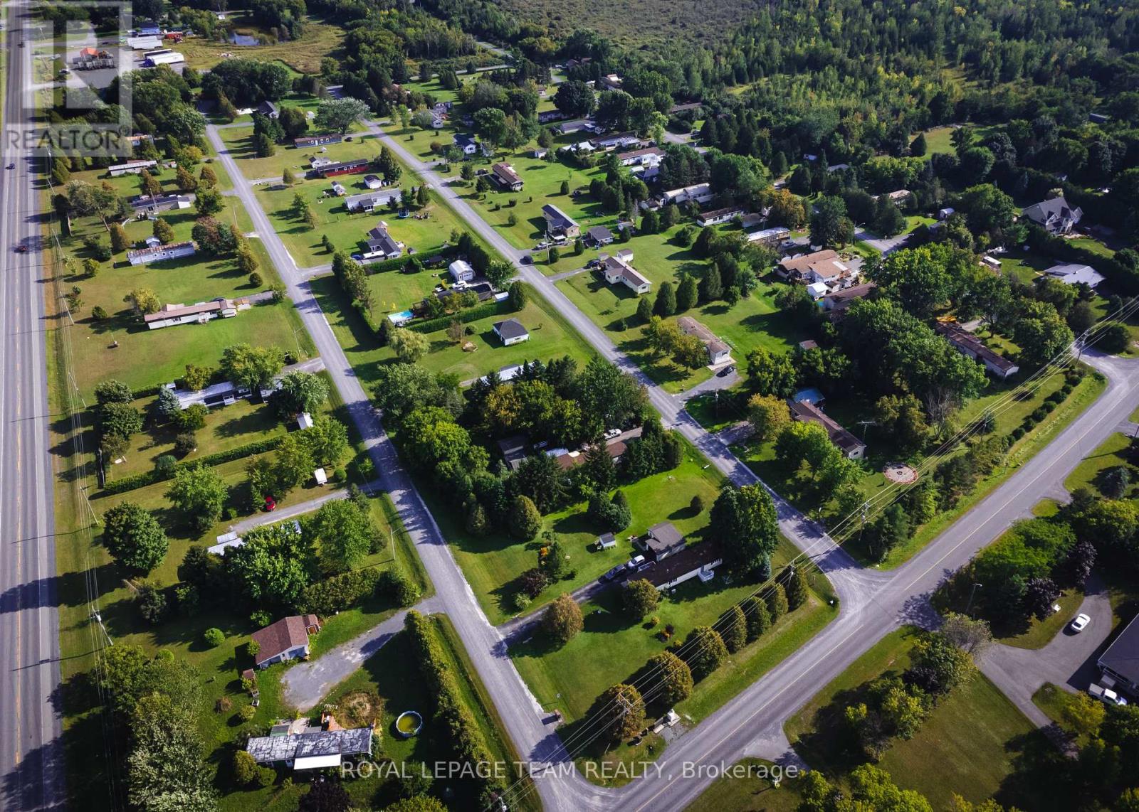 Photo 3 of 3842 Gary Street, North Glengarry ON