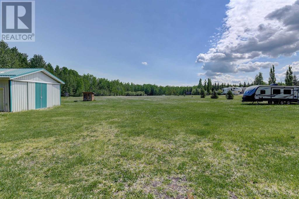 Photo 5 of 101 70443 Rr 245, Rural Greenview No 16 Md Of AB