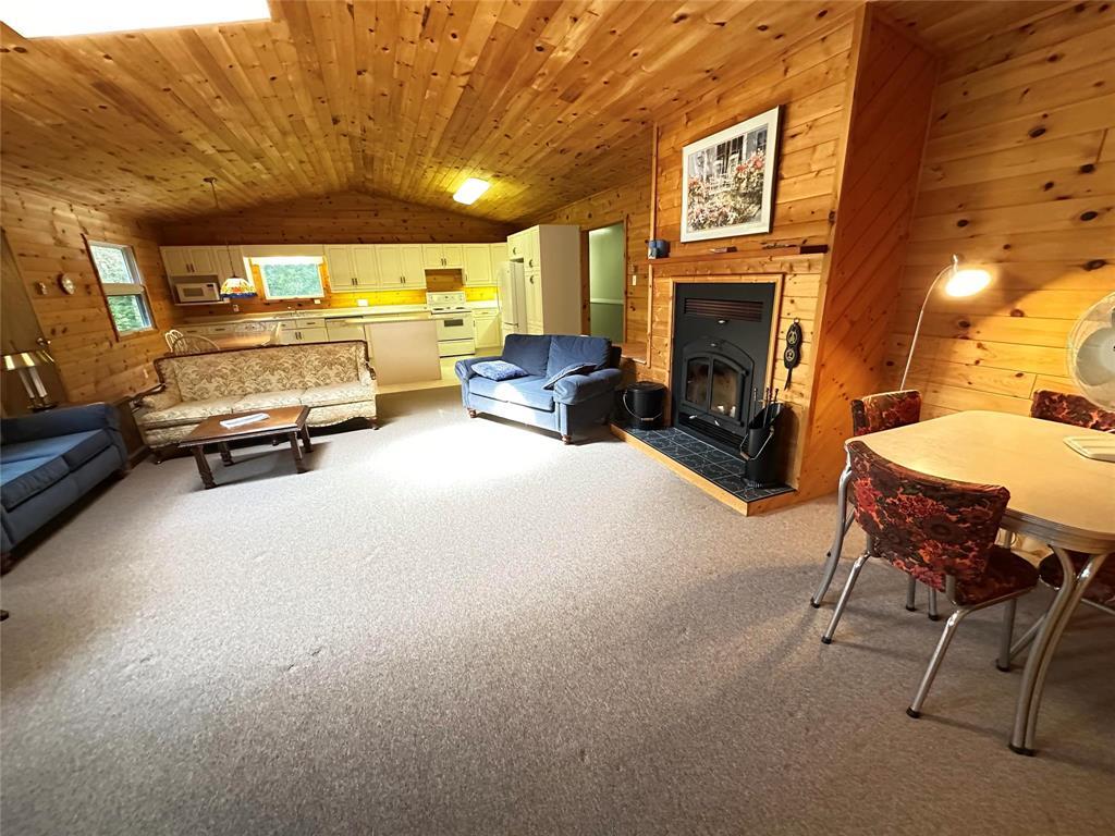Photo 21 of 220 7th Avenue, Victoria Beach MB