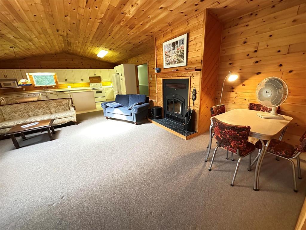 Photo 20 of 220 7th Avenue, Victoria Beach MB