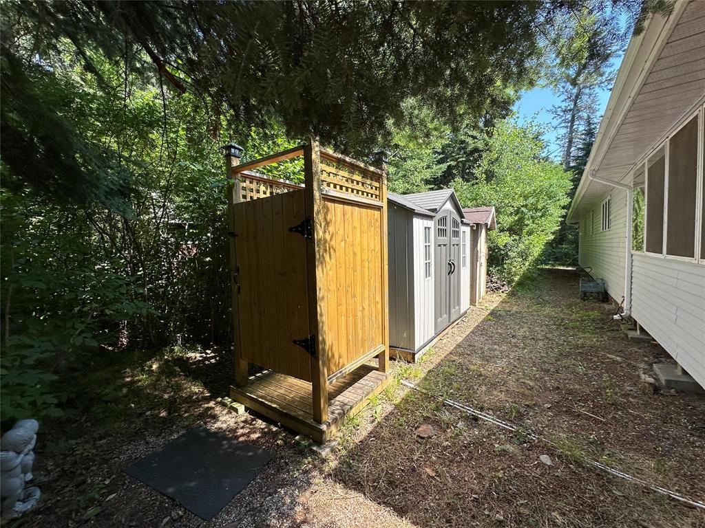 Photo 45 of 220 7th Avenue, Victoria Beach MB