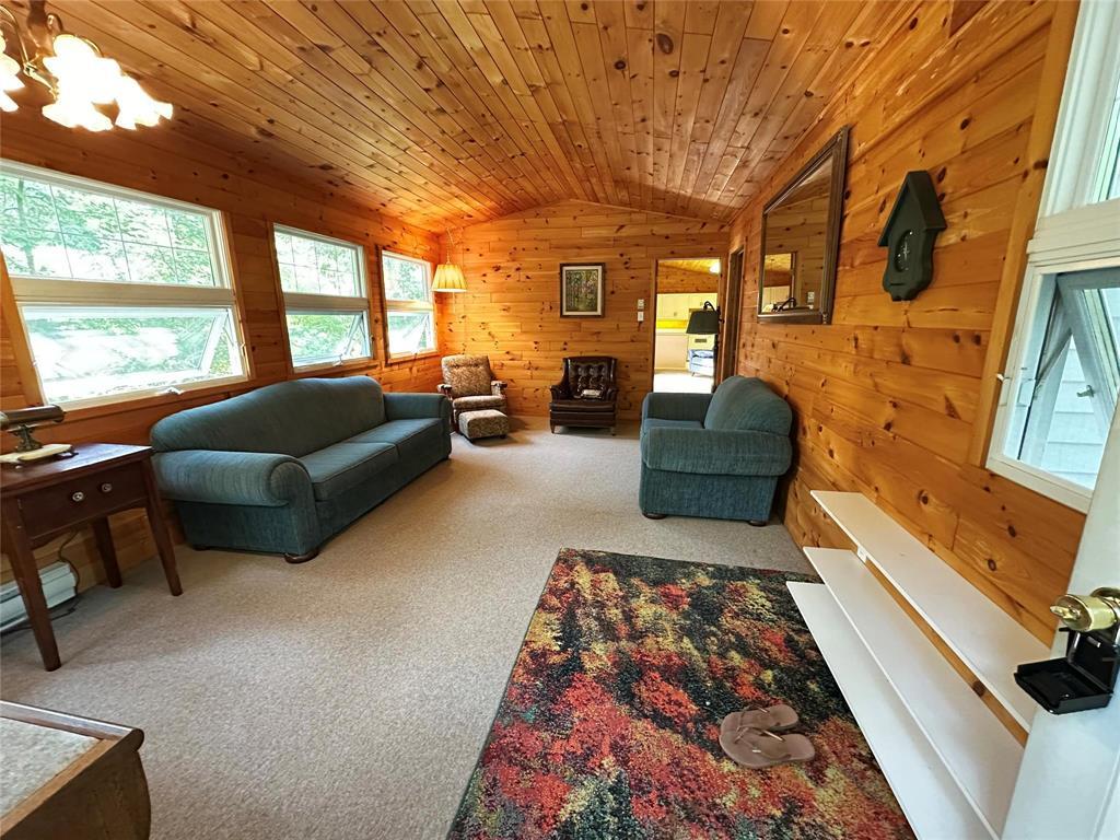 Photo 19 of 220 7th Avenue, Victoria Beach MB