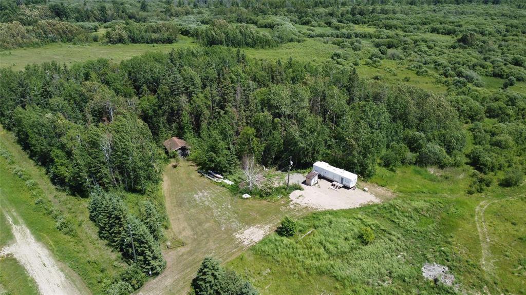 Photo 8 of 6107 80 E Road, Sprague MB
