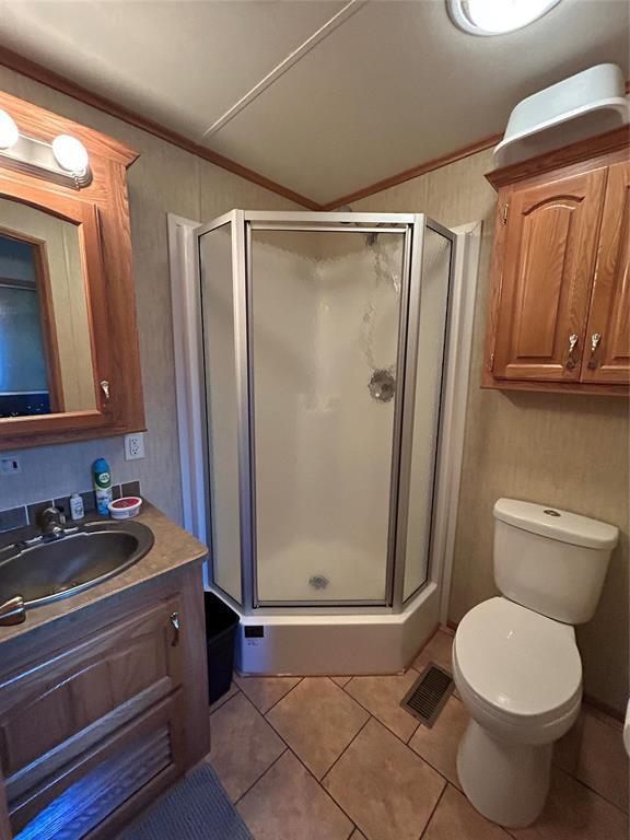 Photo 15 of 6107 80 E Road, Sprague MB