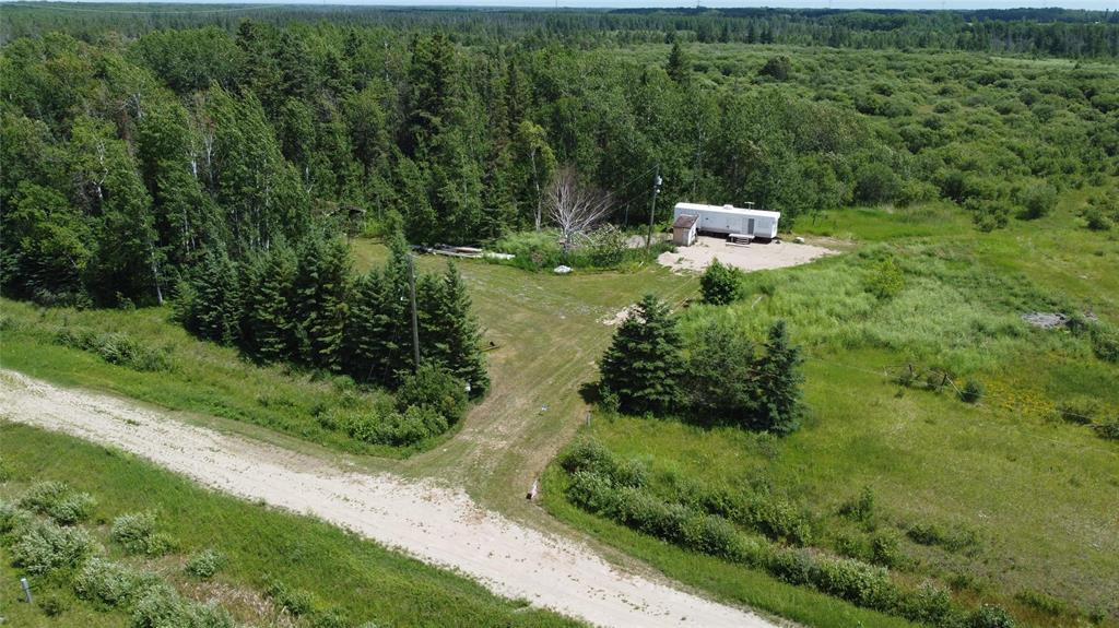 Photo 2 of 6107 80 E Road, Sprague MB