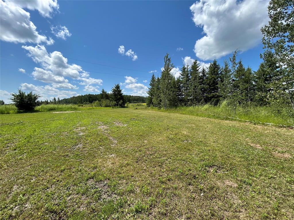Photo 1 of 6107 80 E Road, Sprague MB