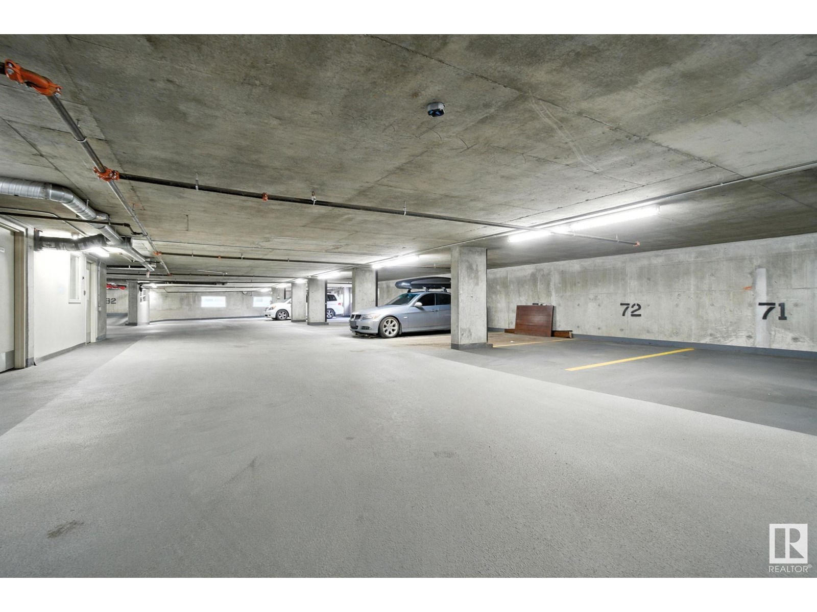 #1008 9939 109 ST NW - 35