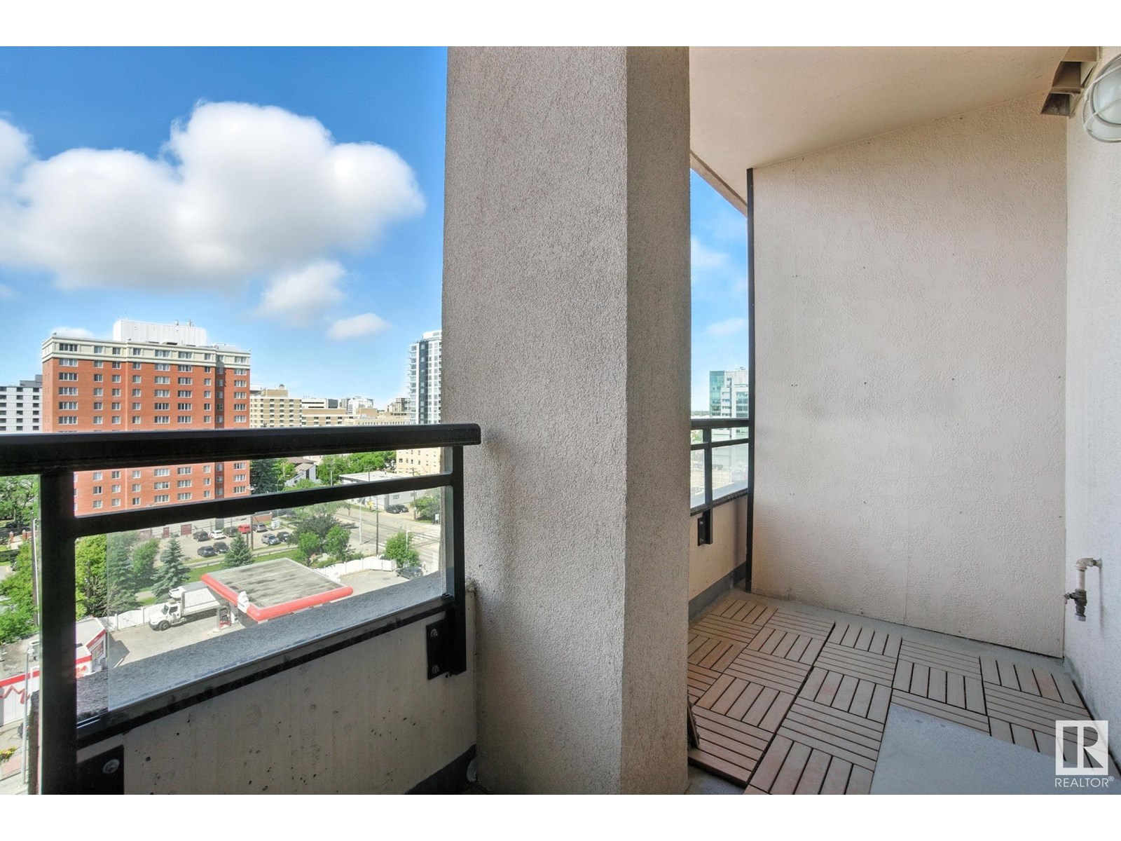 #1008 9939 109 ST NW - 16