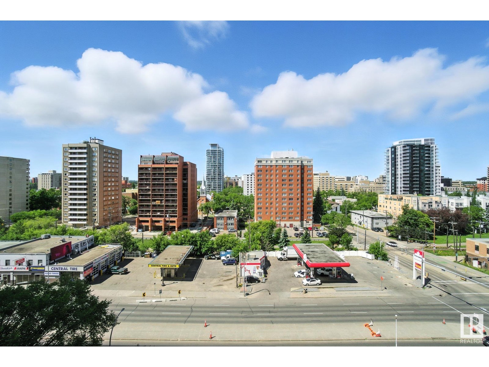 #1008 9939 109 ST NW - 18