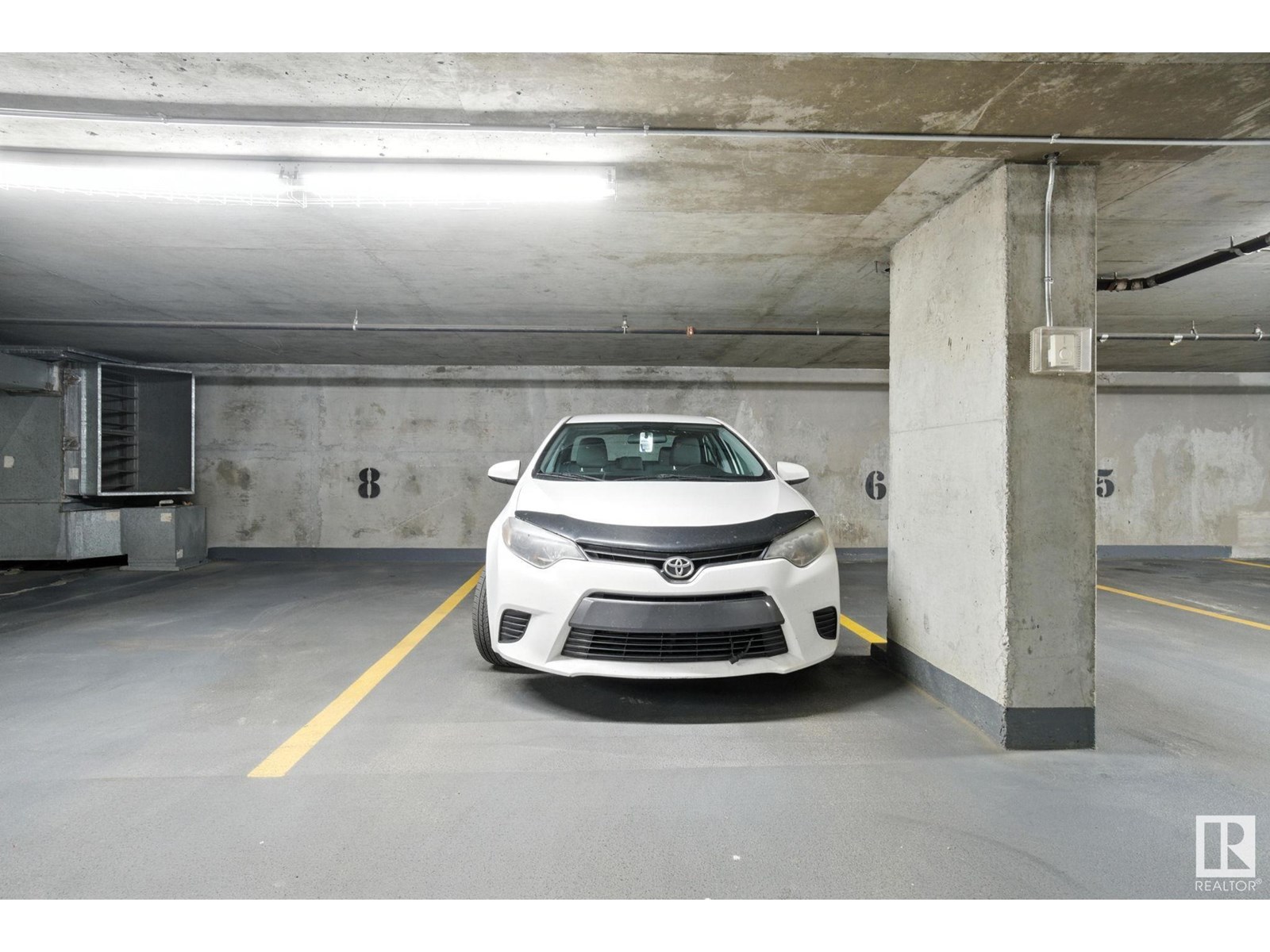 #1008 9939 109 ST NW - 36
