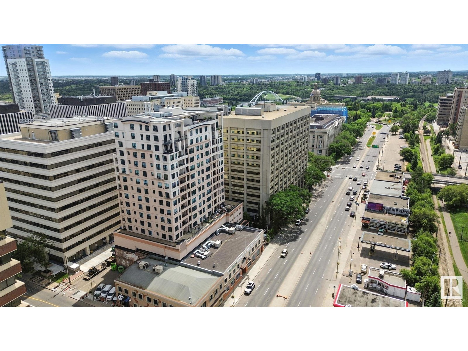 #1008 9939 109 ST NW - 47