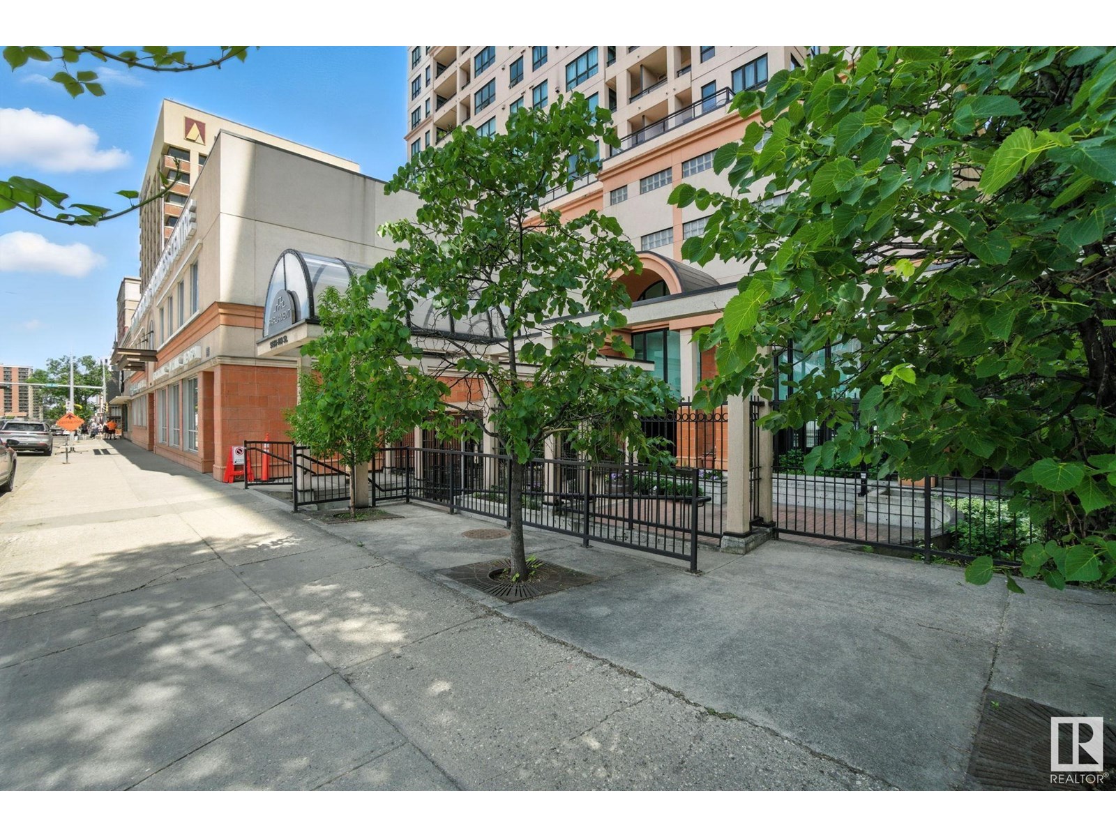 #1008 9939 109 ST NW - 41