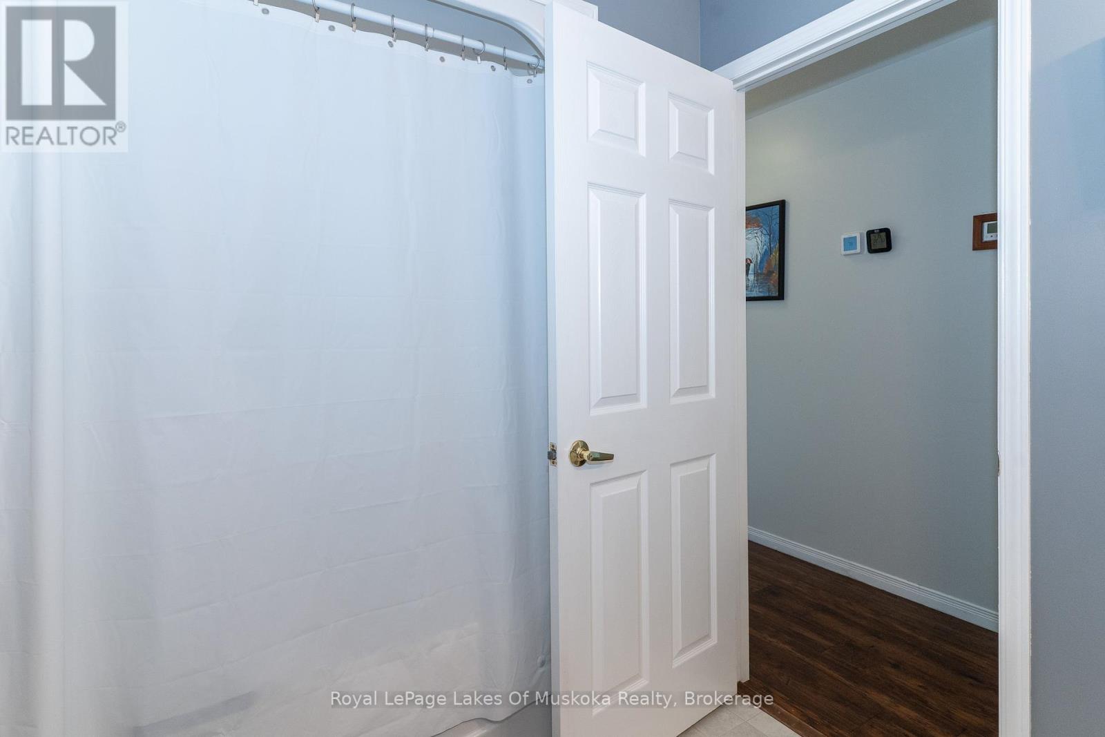 Photo 20 of 74 Glencairn Crescent, Huntsville ON