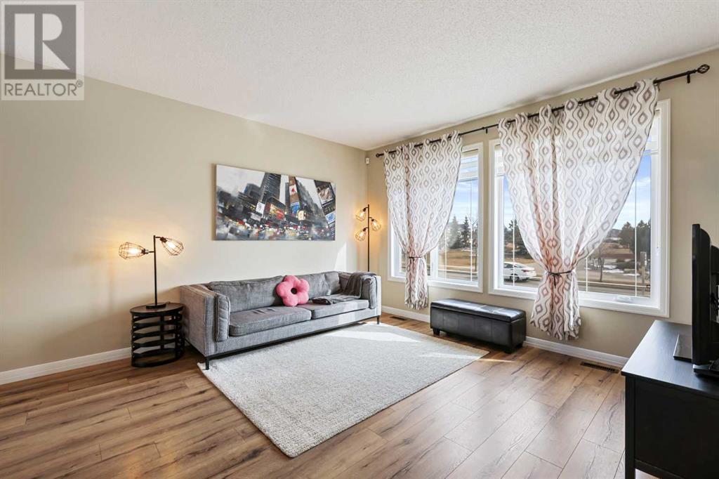 Single Family House for Sale in  Redstone Grove NE Redstone Calgary 