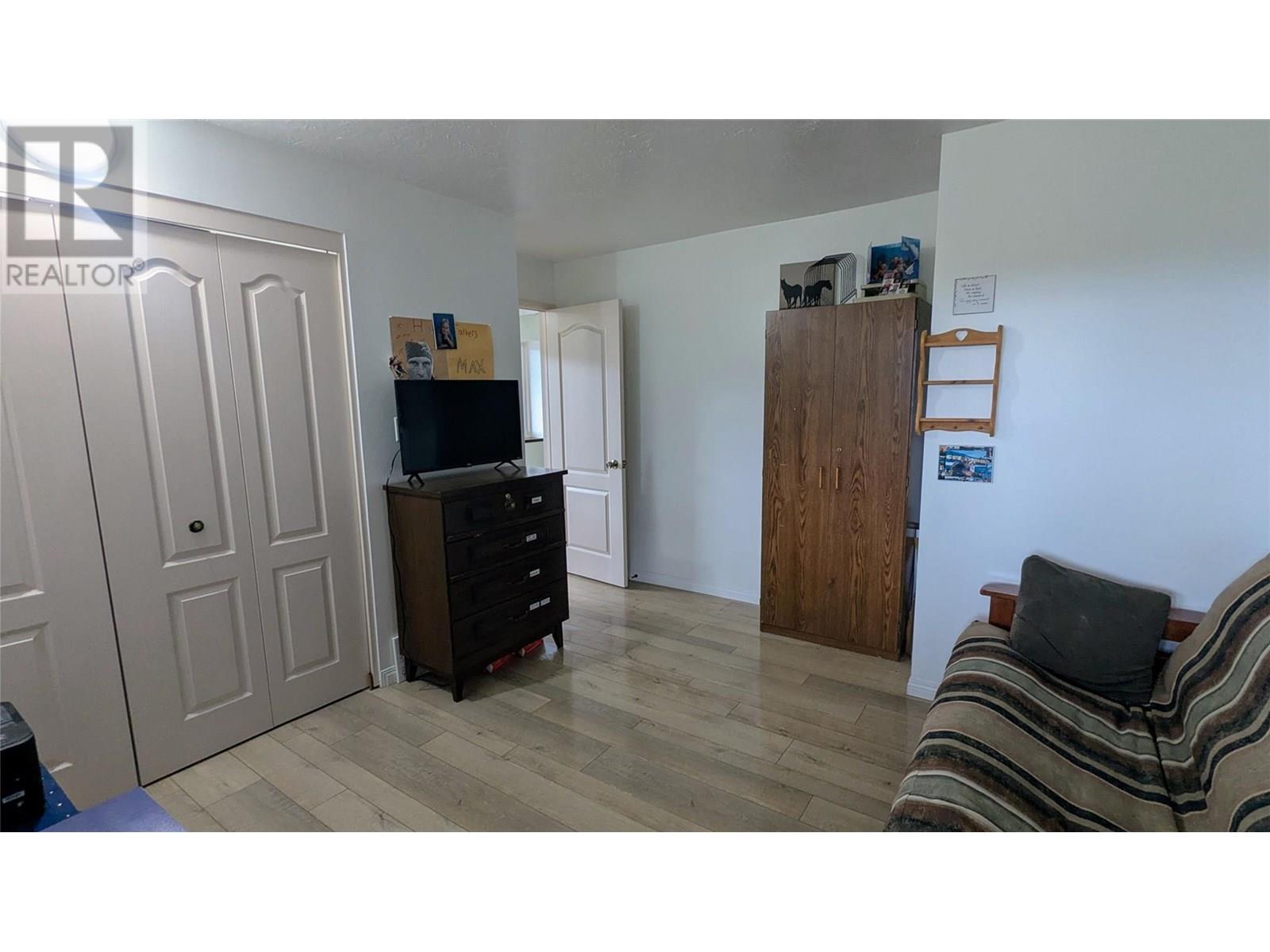 Photo 48 of 5761 Lautrup Road, Edgewater BC