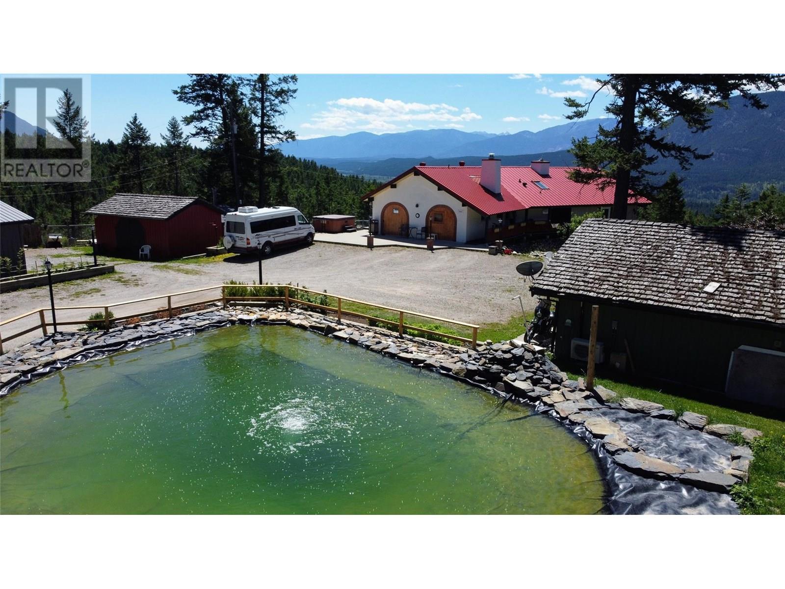 Photo 25 of 5761 Lautrup Road, Edgewater BC