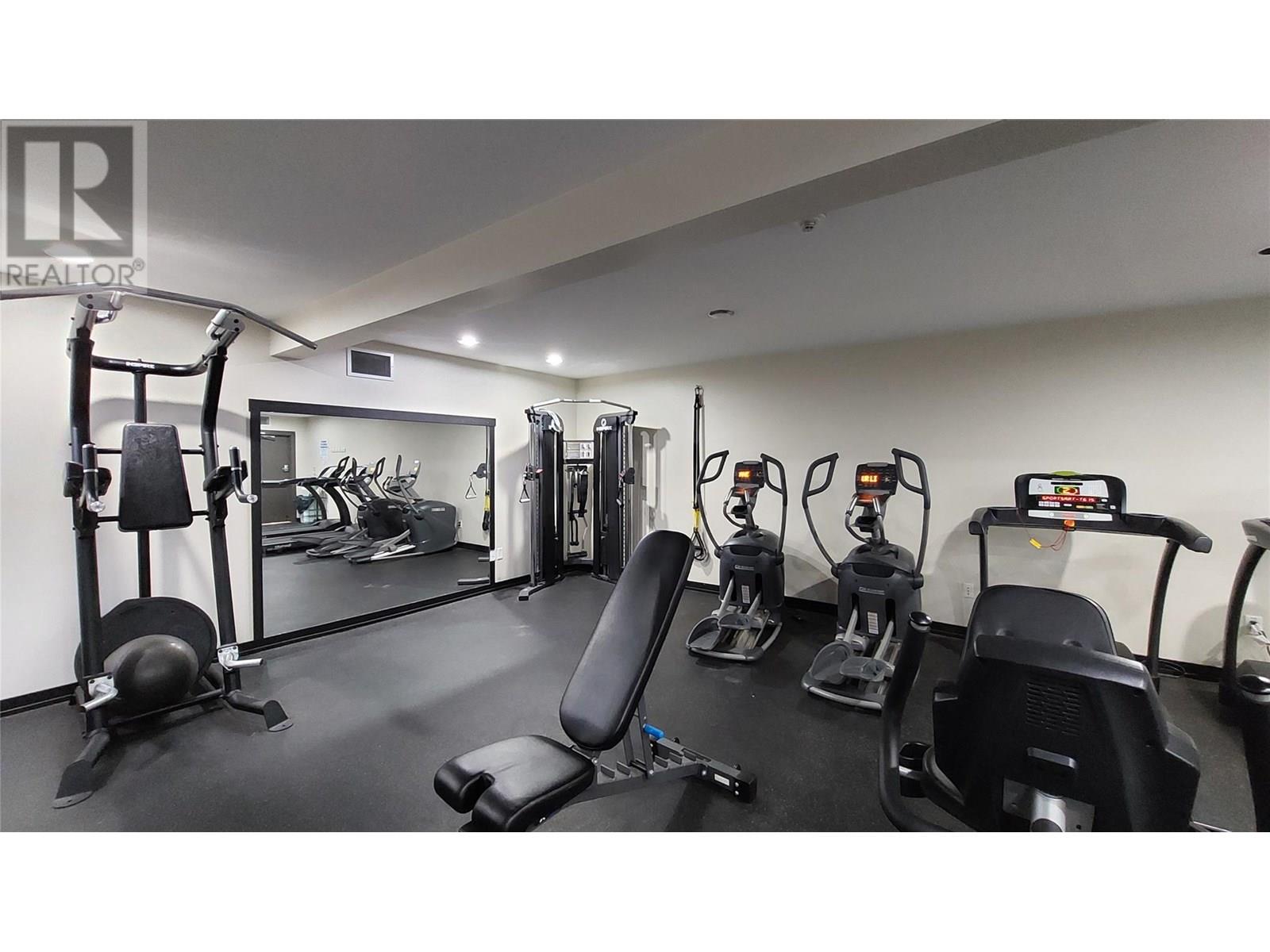 52 6920 Barcelona Drive, Kelowna