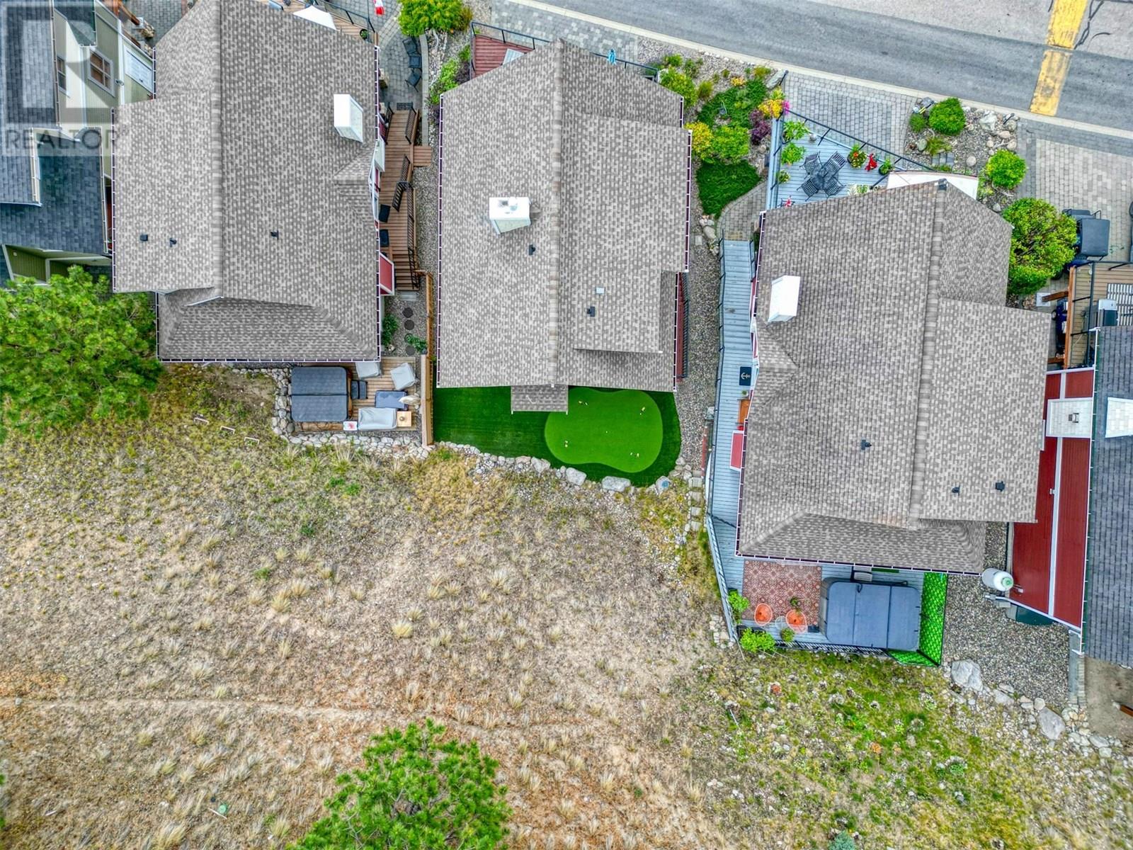 52 6920 Barcelona Drive, Kelowna