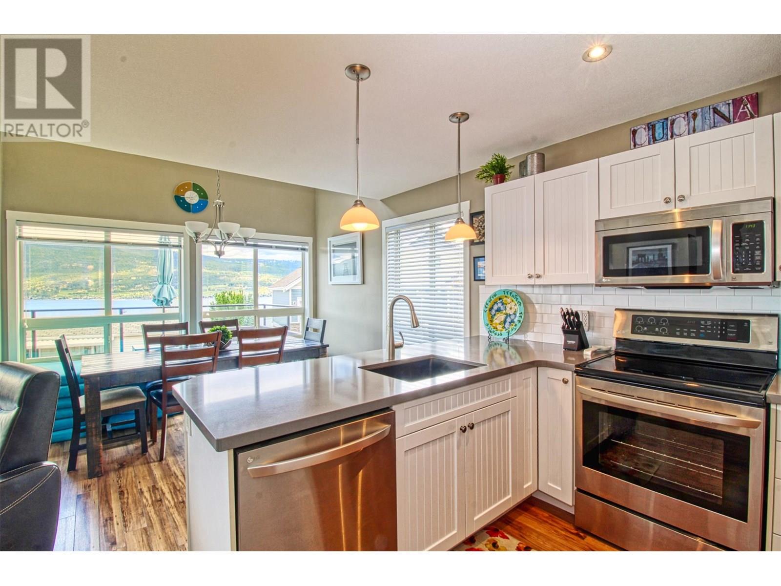52 6920 Barcelona Drive, Kelowna