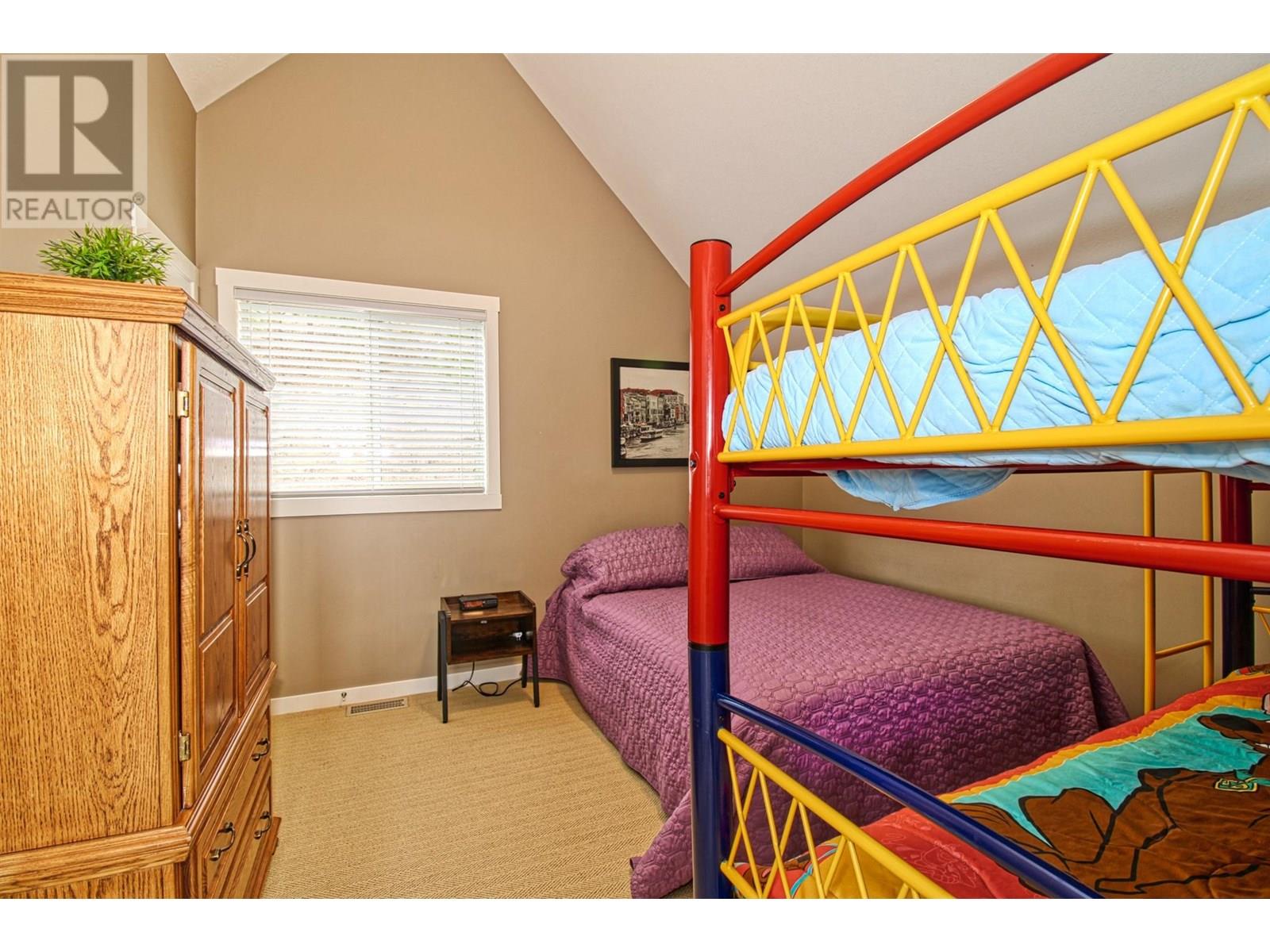 52 6920 Barcelona Drive, Kelowna