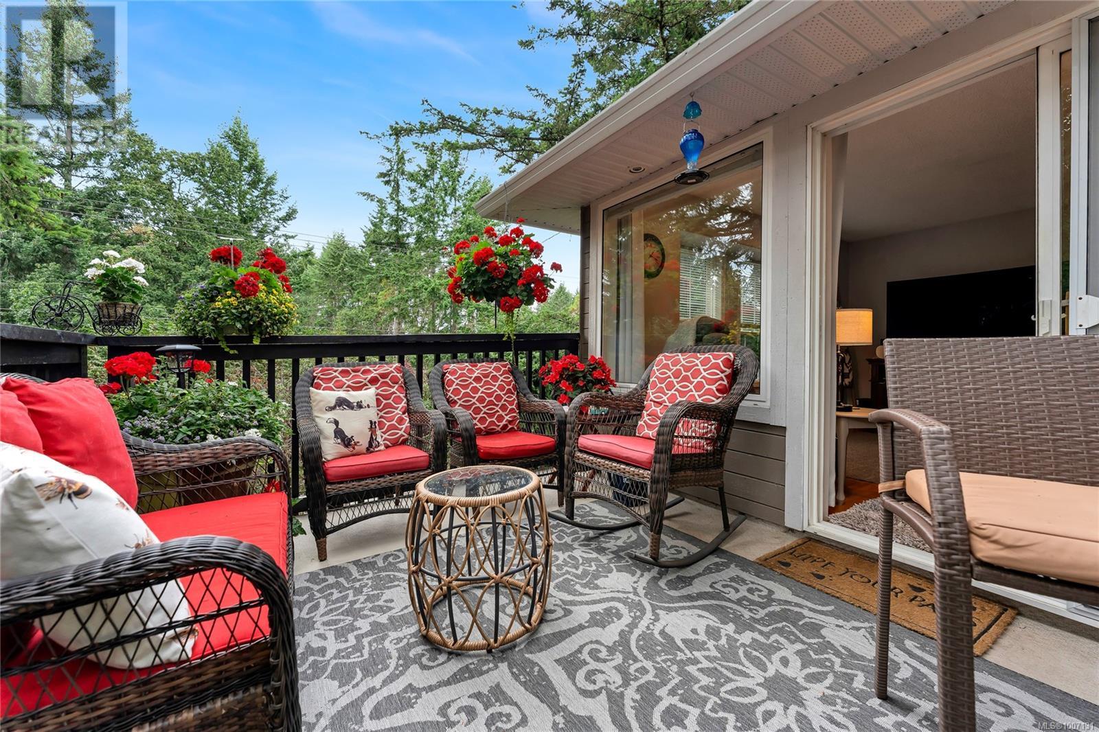 Photo 1 of 3350 Redden Rd, Nanoose Bay BC
