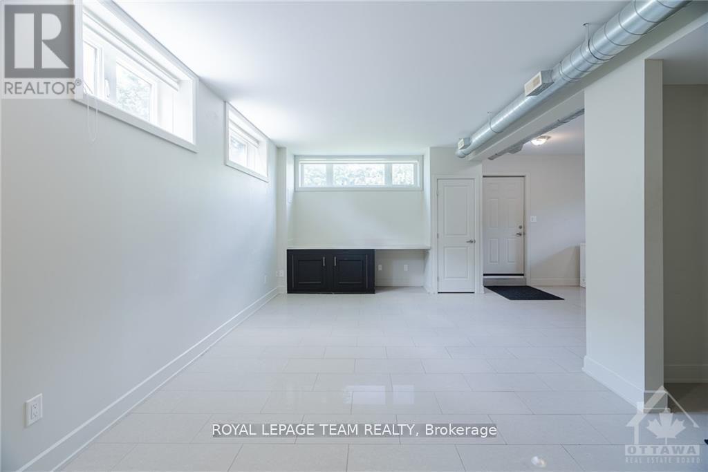 Photo 11 of 1100 Hollington Street, Ottawa ON