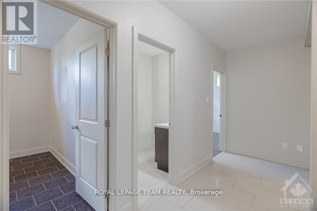 Photo 16 of 1100 Hollington Street, Ottawa ON