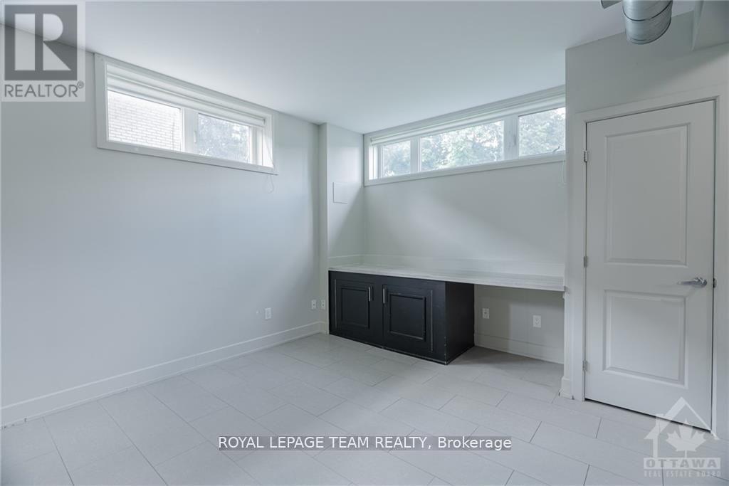 Photo 8 of 1100 Hollington Street, Ottawa ON