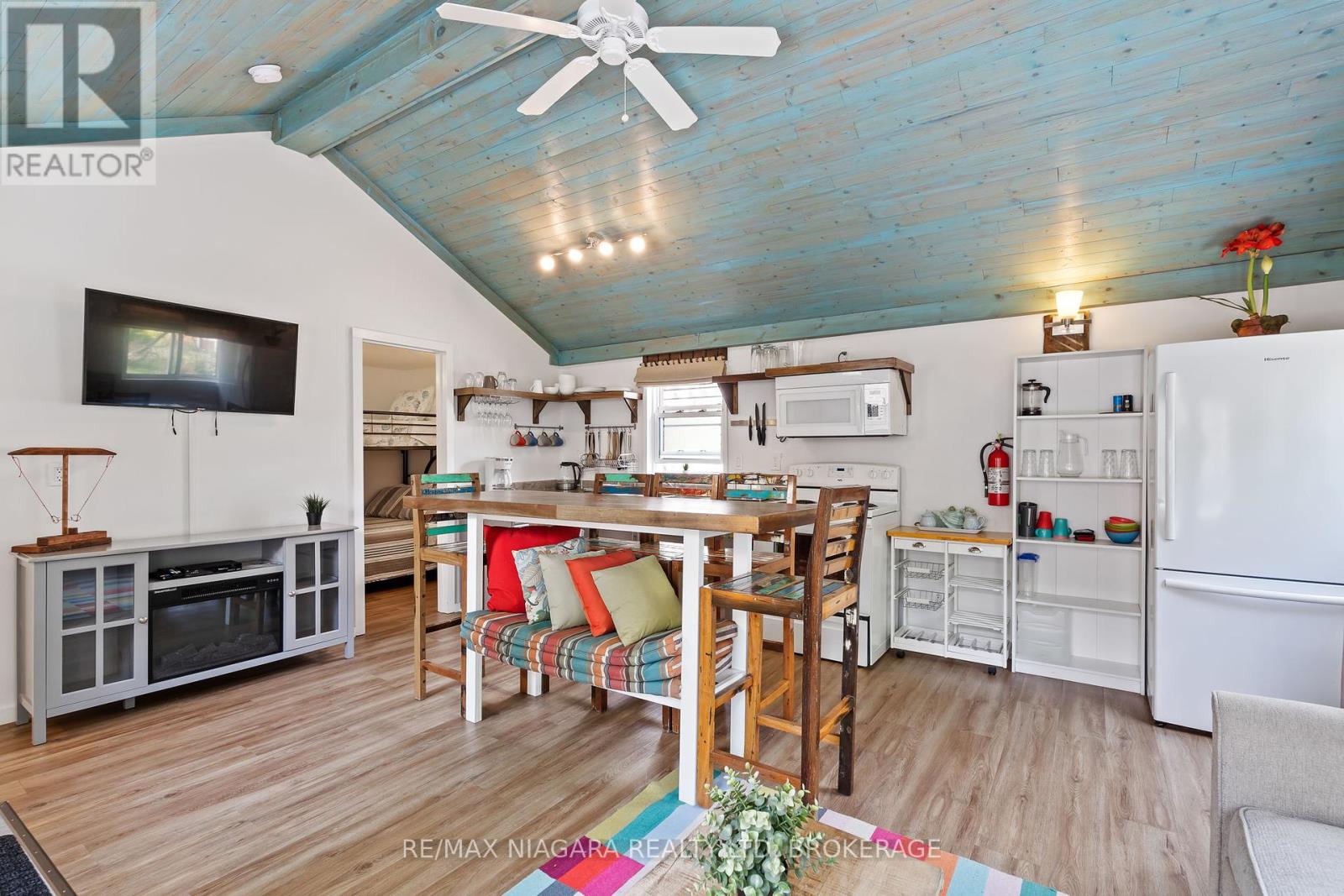 Photo 17 of 12343 Lakeshore Road, Wainfleet ON