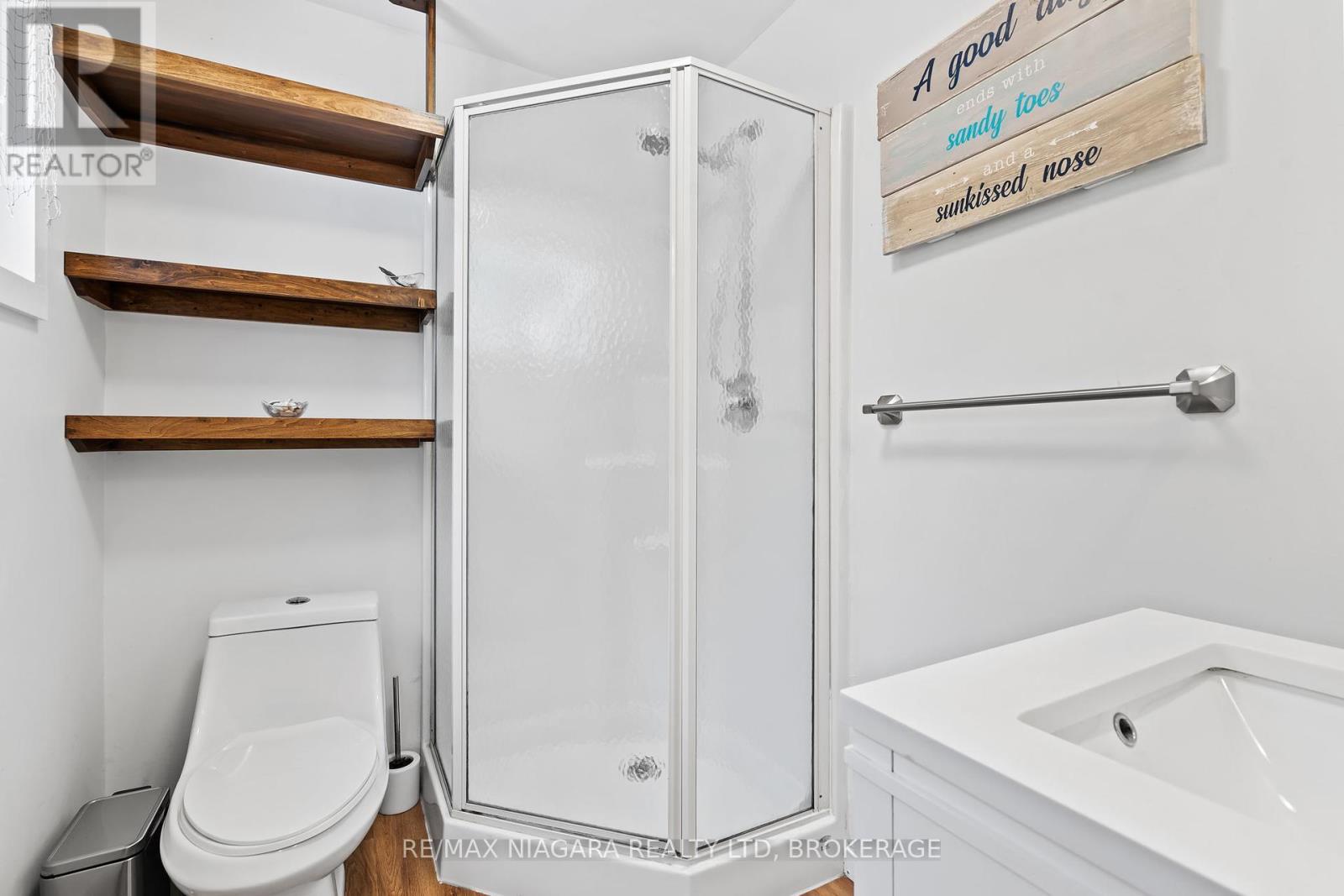 Photo 24 of 12343 Lakeshore Road, Wainfleet ON