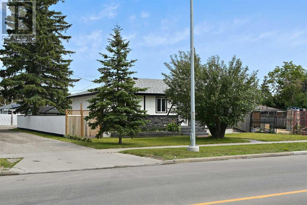 Single Family House Bungalow for Sale in   Street NW Bowness Calgary 