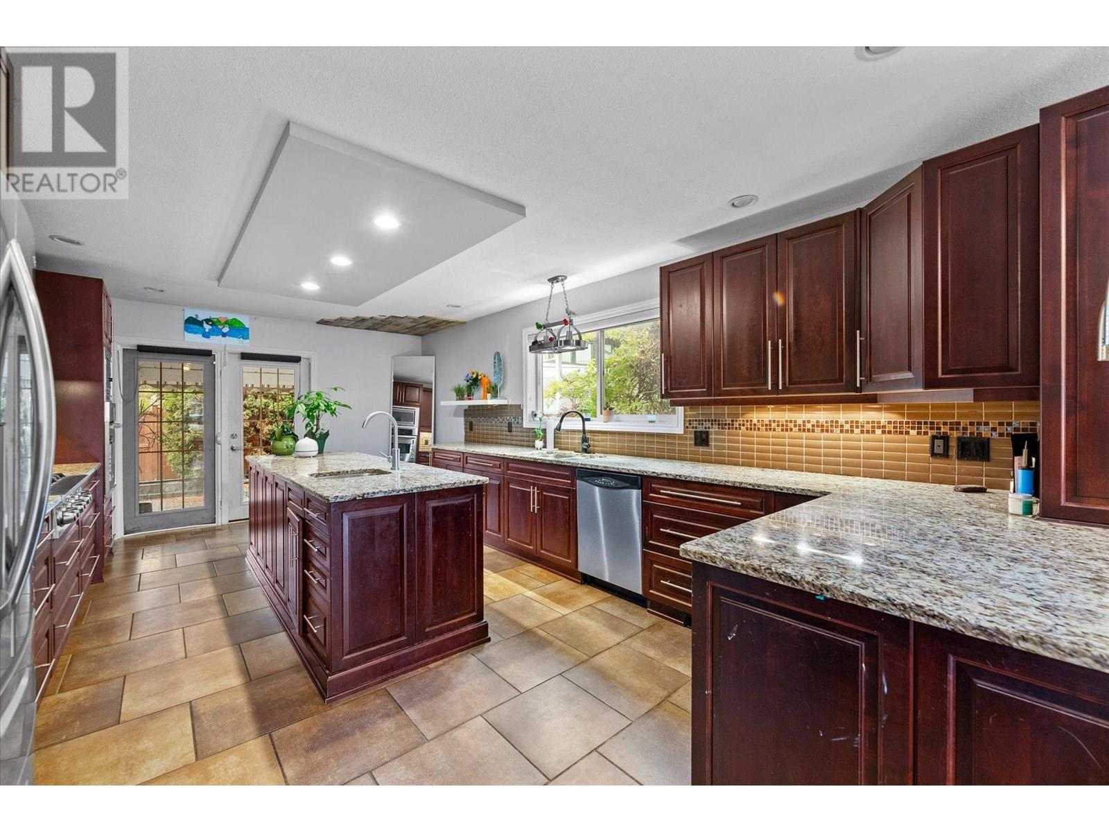  3430 Silverberry Road, Kelowna