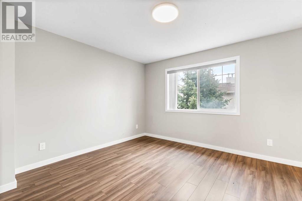 Single Family House 4 Level for Sale in    Avenue SE Applewood Park Calgary 