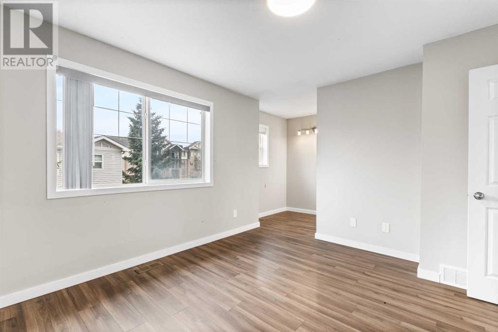 Single Family House 4 Level for Sale in    Avenue SE Applewood Park Calgary 