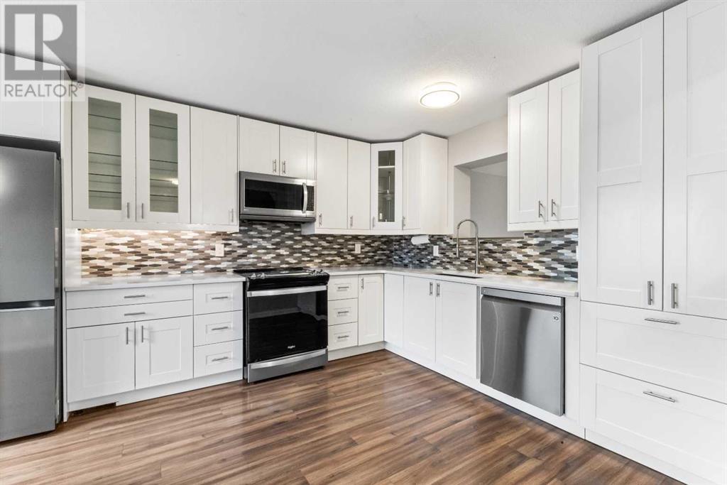 Single Family House 4 Level for Sale in    Avenue SE Applewood Park Calgary 