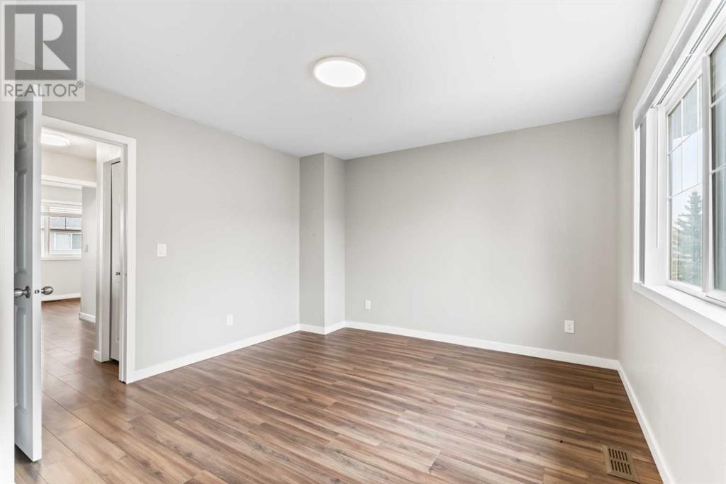 Single Family House 4 Level for Sale in    Avenue SE Applewood Park Calgary 
